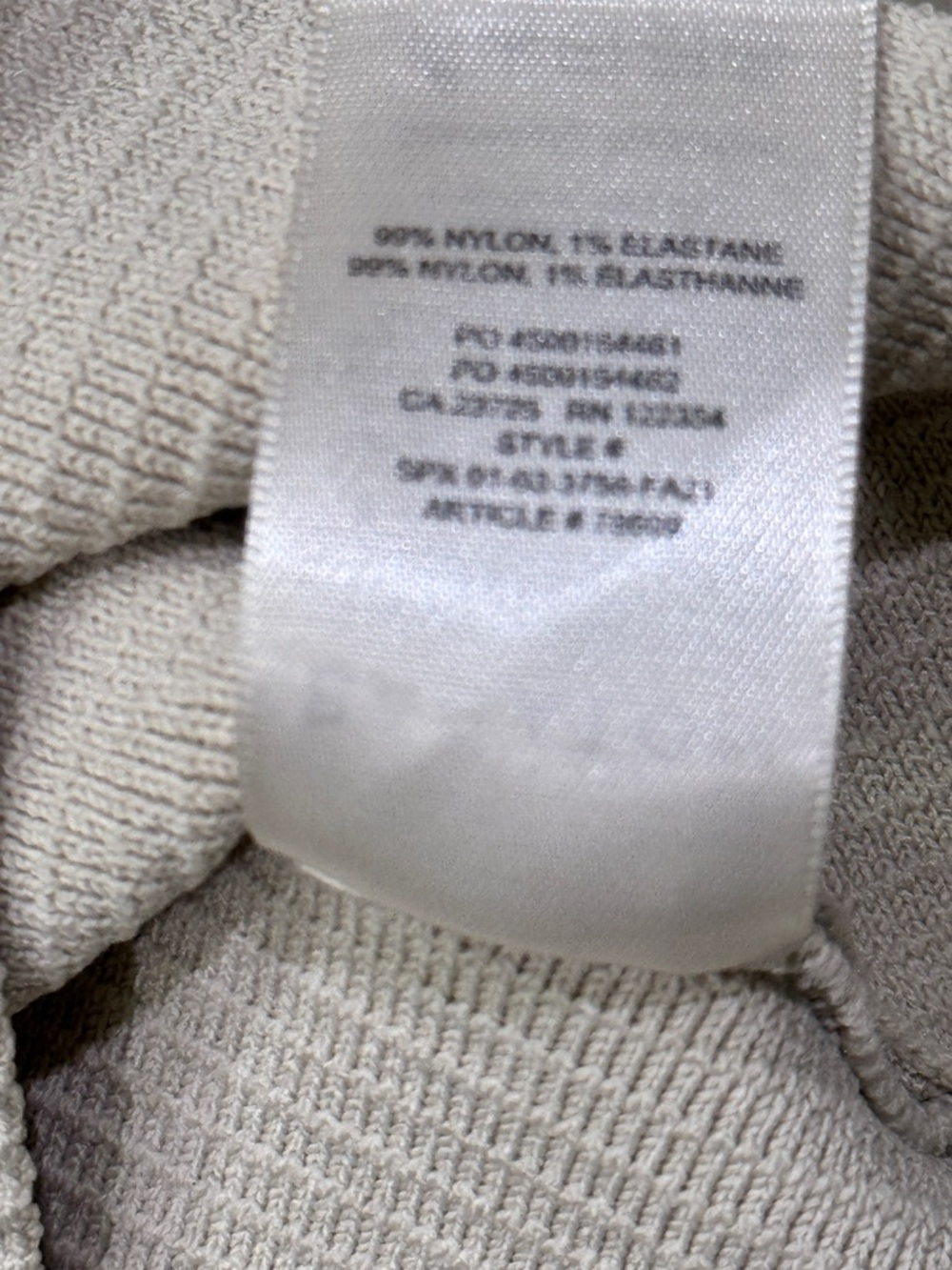 Babaton Aritzia Sculpt Knit Sweetheart Long Sleeve Top – Size 2XS – Cream - Picture 9 of 9